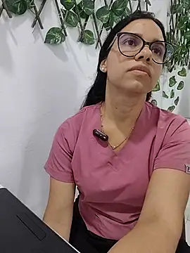 alanahot94 online show from 06/20/26, 06:44