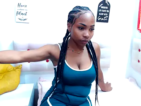 Snapshot of whitneynaugthyxxxx chatting on 05/09/26, 02:00 whitneynaugthyxxxx online show from 05/09/26, 02:00