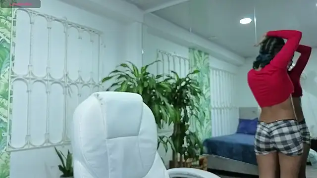 baby julieta00 online show from 06/05/26, 12:22