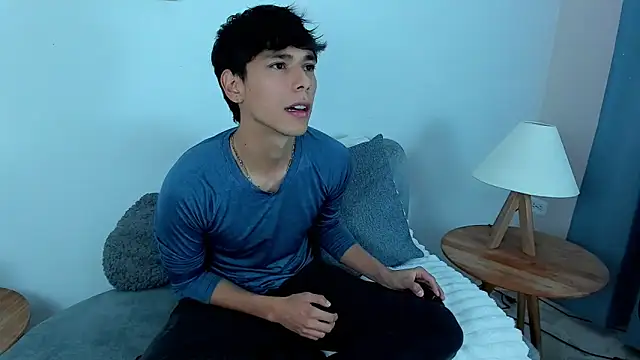 Snapshot of jacob_colliins chatting on 05/10/26, 02:50 jacob colliins online show from 05/10/26, 02:50