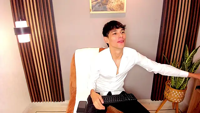 Snapshot of jacob_colliins chatting on 07/10/26, 05:59 jacob colliins online show from 07/10/26, 05:59
