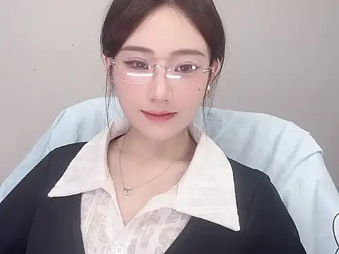 Snapshot of _222Mia chatting on 05/12/26, 02:52 222Mia online show from 05/12/26, 02:52