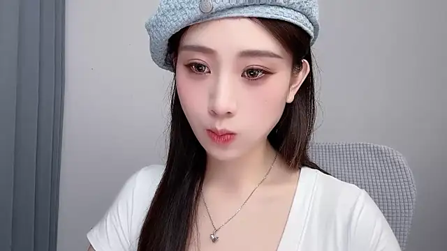  222Mia online show from 06/27/26, 12:22