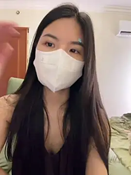 Snapshot of yy22111 chatting on 06/06/26, 12:32 yy22111 online show from 06/06/26, 12:32