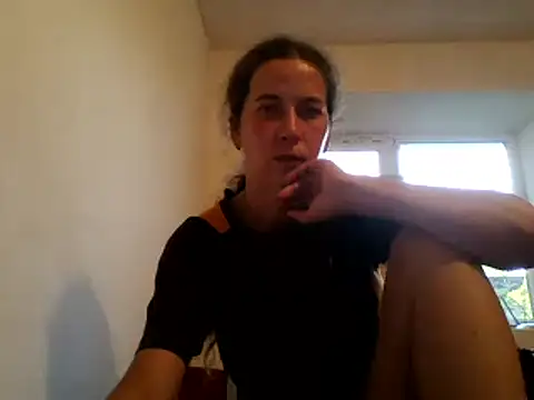 Snapshot of DanicaFey chatting on 06/27/26, 05:29 DanicaFey online show from 06/27/26, 05:29