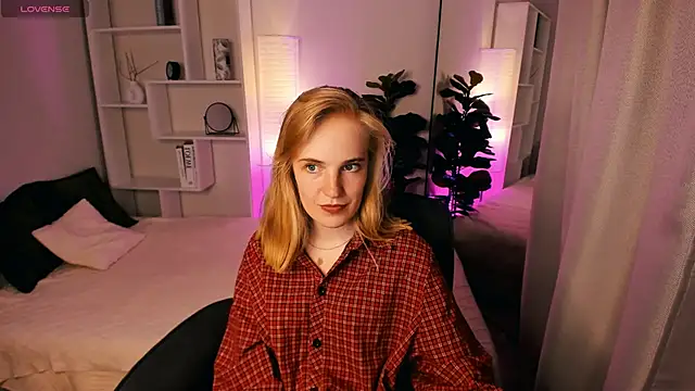 IrmaRonn online show from 06/03/26, 02:33