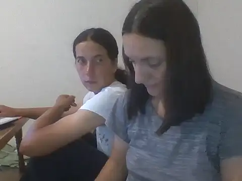 Snapshot of Kimmy_Webb chatting on 06/19/26, 04:55 Kimmy Webb online show from 06/19/26, 04:55