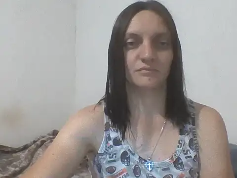 Snapshot of Kimmy_Webb chatting on 06/25/26, 06:01 Kimmy Webb online show from 06/25/26, 06:01
