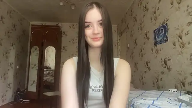 Snapshot of MilanaLush chatting on 05/12/26, 04:42 MilanaLush online show from 05/12/26, 04:42