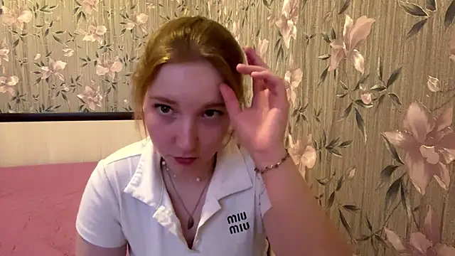 OksiDarling online show from 05/20/26, 04:57