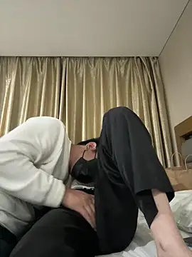 Snapshot of ZhaoRui-Baby chatting on 05/10/26, 03:28 ZhaoRui-Baby online show from 05/10/26, 03:28