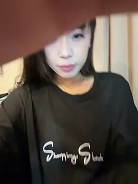 yixi 52 online show from 05/09/26, 11:15