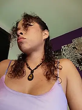 Snapshot of maliciasmith69 chatting on 06/10/26, 05:34 maliciasmith69 online show from 06/10/26, 05:34