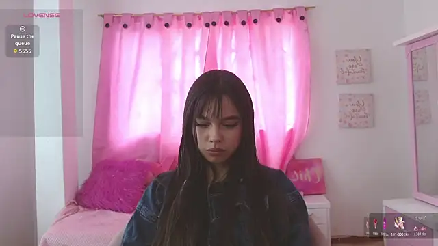 im julietaa online show from 05/10/26, 08:03