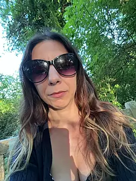 Snapshot of GirlNextDoorBianca chatting on 06/19/26, 06:56 GirlNextDoorBianca online show from 06/19/26, 06:56