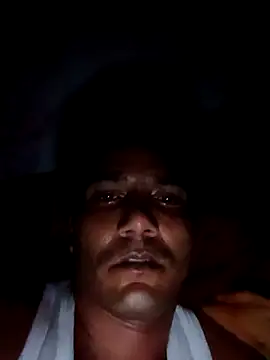 Snapshot of KingNaheed02 chatting on 05/12/26, 07:33 KingNaheed02 online show from 05/12/26, 07:33