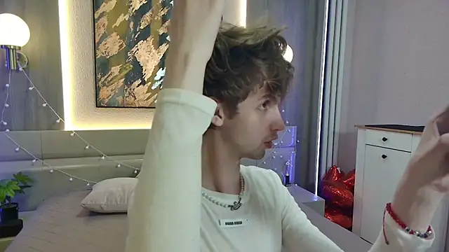 Bimbo boy  online show from 06/12/26, 03:44