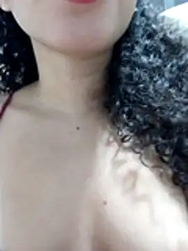 venuseyes25 online show from 06/25/26, 03:06