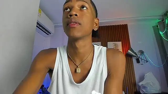 Afrowayuu online show from 06/09/26, 05:24