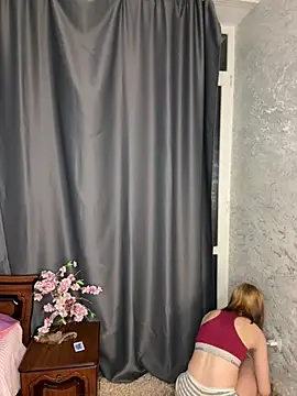 Snapshot of NaughtyyLady chatting on 05/14/26, 10:38 NaughtyyLady online show from 05/14/26, 10:38