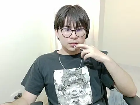 kuromi boy online show from 06/24/26, 10:53