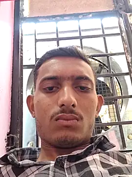 Snapshot of ronnybhai008 chatting on 05/11/26, 03:45 ronnybhai008 online show from 05/11/26, 03:45
