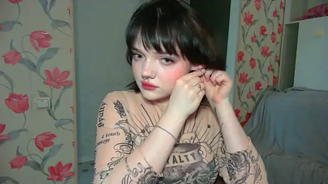 DarkxFoxy online show from 06/08/26, 03:23