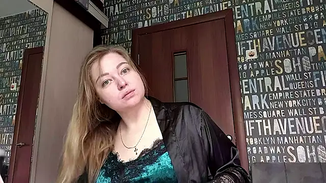 Snapshot of AnitaMisstrss chatting on 05/15/26, 06:31 AnitaMisstrss online show from 05/15/26, 06:31