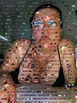 Snapshot of BadMommyyyyy chatting on 05/23/26, 10:41 BadMommyyyyy online show from 05/23/26, 10:41