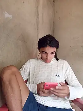 Snapshot of Lucas_segri chatting on 05/13/26, 11:29 Lucas segri online show from 05/13/26, 11:29