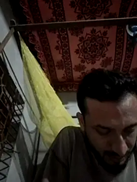 Snapshot of salam071 chatting on 05/12/26, 01:30 salam071 online show from 05/12/26, 01:30