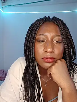 Snapshot of _Elena_0 chatting on 05/14/26, 08:04 Elena 0 online show from 05/14/26, 08:04
