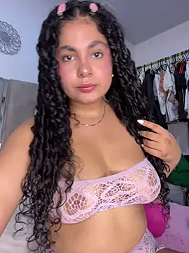 Yassy 11 online show from 06/16/26, 07:16