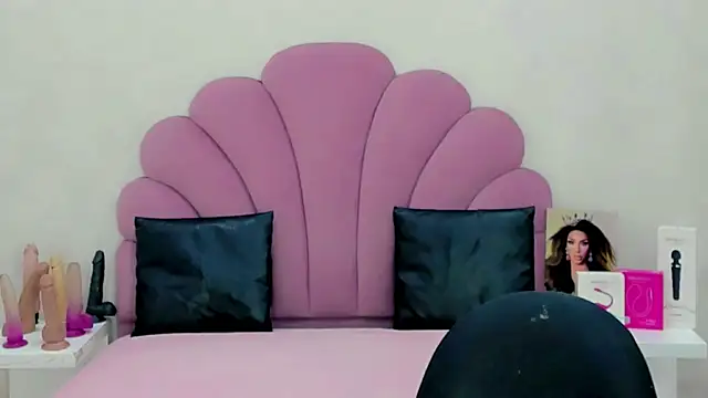 Snapshot of Barbie_Northh chatting on 05/11/26, 12:00 Barbie Northh online show from 05/11/26, 12:00