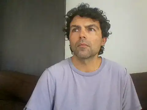 perrolobo78 online show from 05/26/26, 01:51