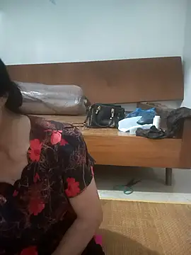 Snapshot of Vieekee chatting on 06/17/26, 02:07 Vieekee online show from 06/17/26, 02:07