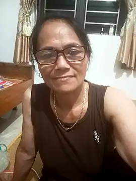 Snapshot of Vieekee chatting on 07/09/26, 01:26 Vieekee online show from 07/09/26, 01:26