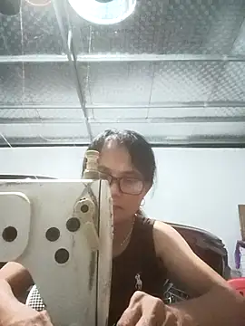 Snapshot of Vieekee chatting on 07/14/26, 01:28 Vieekee online show from 07/14/26, 01:28