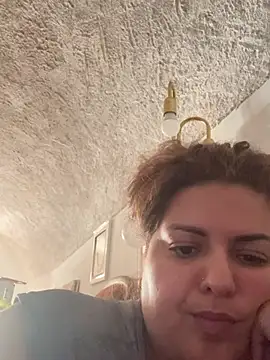 Snapshot of velvelshadow chatting on 07/16/26, 12:33 velvelshadow online show from 07/16/26, 12:33