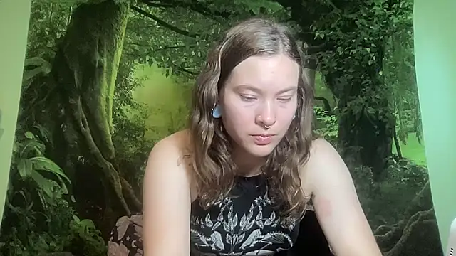 mo0ngoddess online show from 06/06/26, 02:38