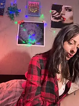 Meow Mia online show from 06/02/26, 08:27