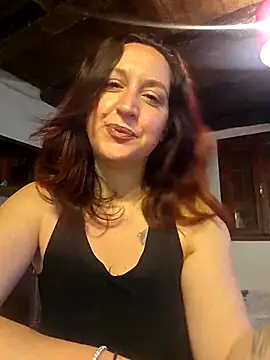 Snapshot of Nicolevellori chatting on 05/12/26, 04:31 Nicolevellori online show from 05/12/26, 04:31