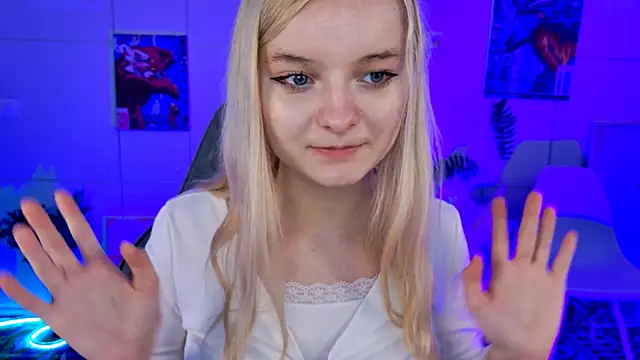 Angela Bunny online show from 05/13/26, 09:17