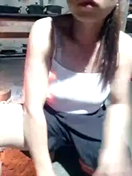 Snapshot of sakysa chatting on 07/09/26, 12:42 sakysa online show from 07/09/26, 12:42