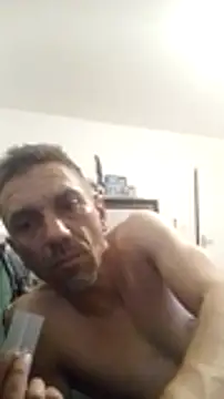 Snapshot of Futyclean chatting on 05/28/26, 02:14 Futyclean online show from 05/28/26, 02:14
