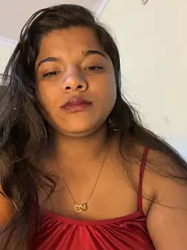 Snapshot of Kitttooo chatting on 07/19/26, 10:35 Kitttooo online show from 07/19/26, 10:35