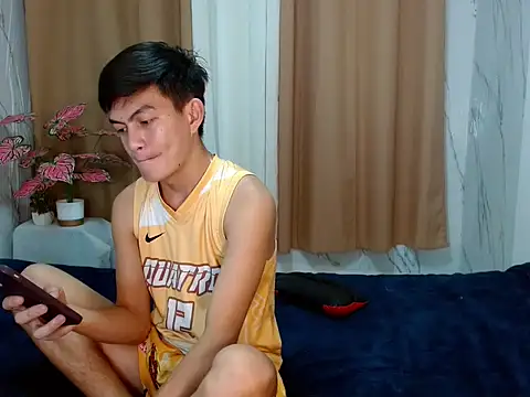 Snapshot of twink_dolores chatting on 05/11/26, 04:48 twink dolores online show from 05/11/26, 04:48