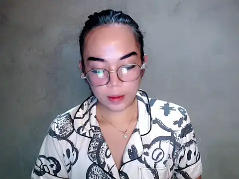 Snapshot of Urbabydollxxx chatting on 06/25/26, 06:01 Urbabydollxxx online show from 06/25/26, 06:01