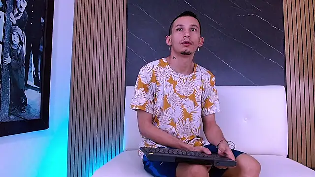 Isak Berekoa online show from 06/18/26, 11:03