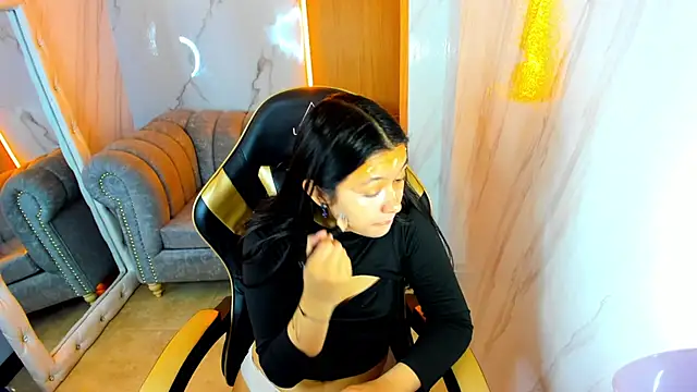 HoneyDoll tf online show from 06/08/26, 12:49